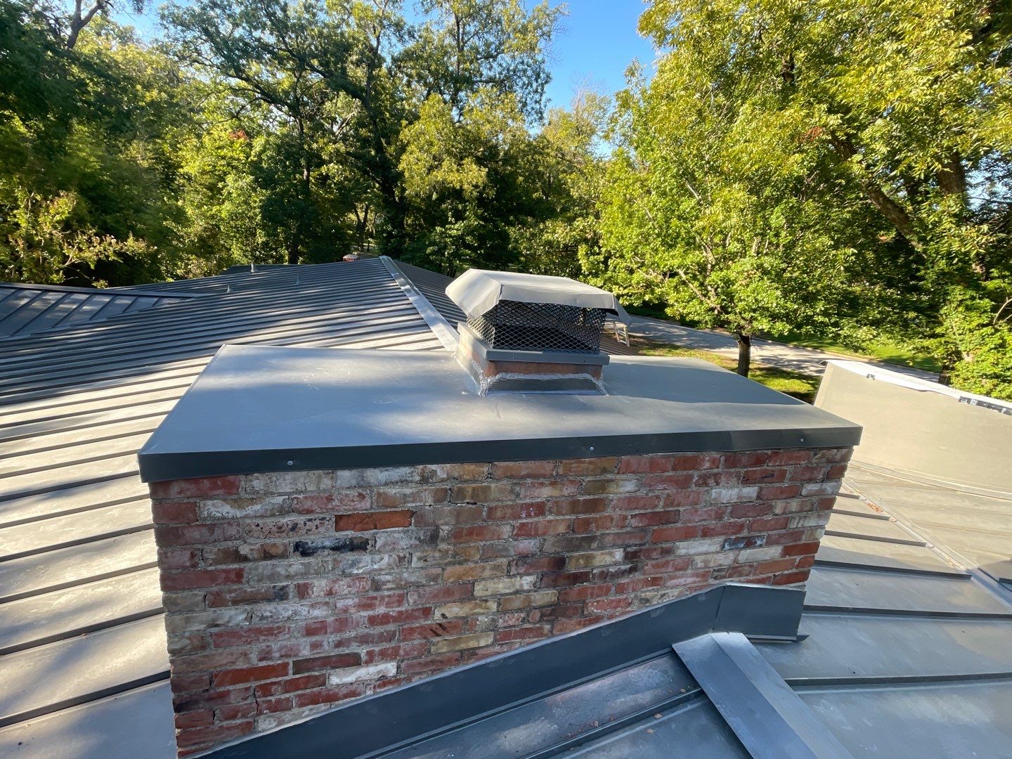 Metal chimney crown and cap